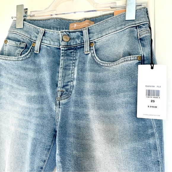 7 FOR ALL MANKIND “Luxe Vintage Josefina” Light Denim Distressed Jeans NWT!! - Picture 6 of 15
